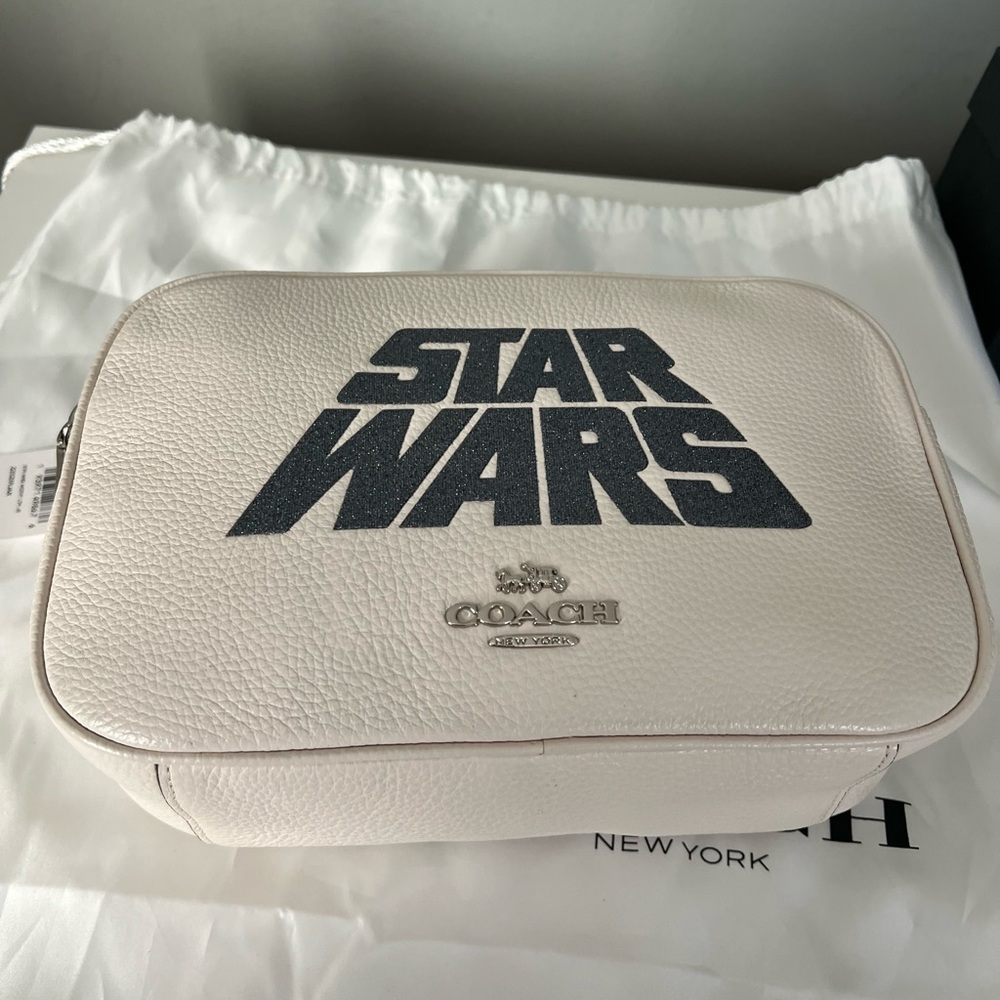 Star Wars X Coach Jes Crossbody With Glitter Motif - Picture 6 of 12